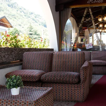 Alpino 3* Cuasso Al Monte