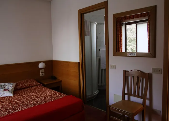 Alpino Hotel
